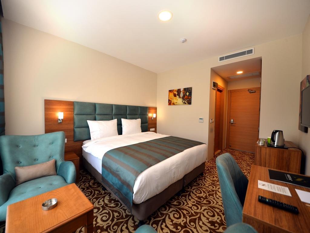 Sertac Hotel サカリヤ エクステリア 写真