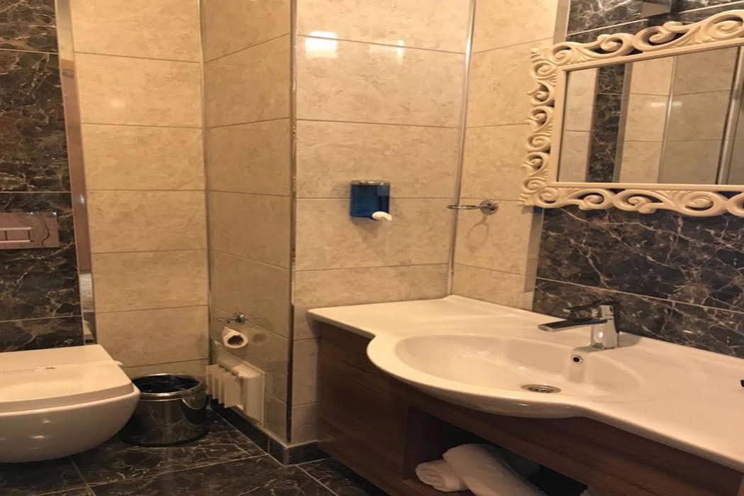 Sertac Hotel サカリヤ エクステリア 写真